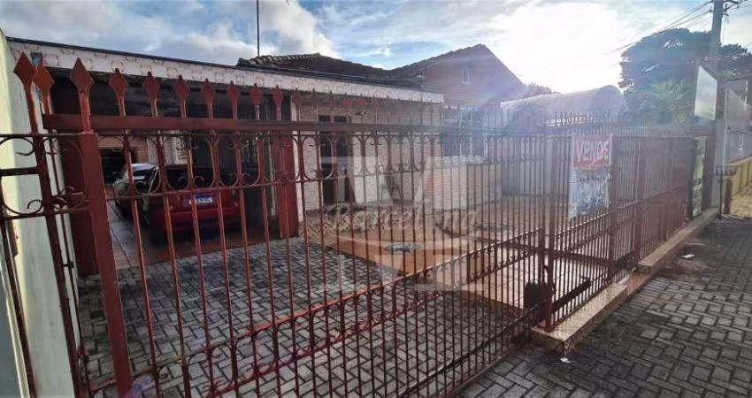 TERRENO ZR-3 PERFEITO PARA SEU COMÉRCIO EM UMA DAS RUAS MAIS MOVIMENTADAS DO BAIRRO PORTÃO!