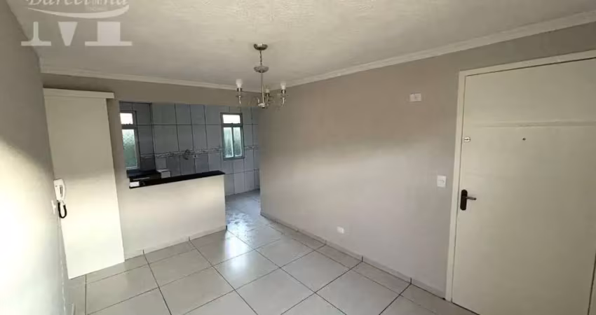 Apartamento terreo. 02 quartos. 01 vaga de garagem. perfeito estado. condominio tranquilo.