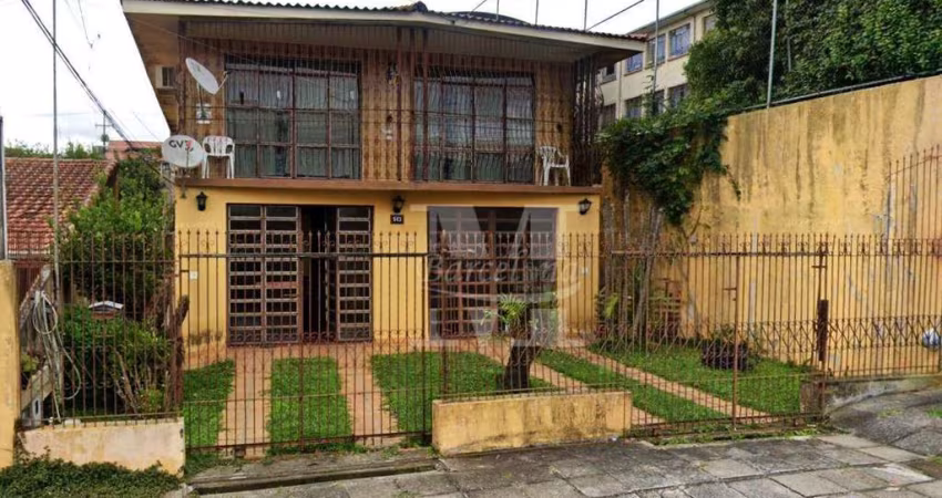 TERRENO À VENDA COM CASA AMPLA NO PINHEIRINHO. EXCELENTE OPORTUNIDADE!