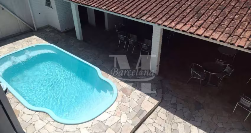 SOBRADO MOBILIADO. PONTAL DO PARANÁ – BALNEÁRIO IPANEMA. ÓTIMA LOCALIZAÇÃO.