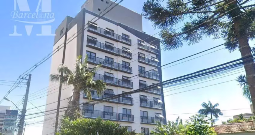 Studio prox. jardim botanico e hosp. marcelino champagnat. cristo rei. eixo 795. semi mobiliado.