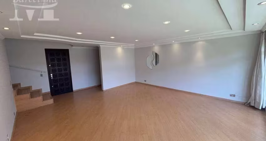 Casa de esquina , comercial e ou residencial.   entre seminário e los angeles. ótima localização.
