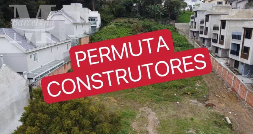 Terreno 27 m² de testada – aceita permuta 50% no local.