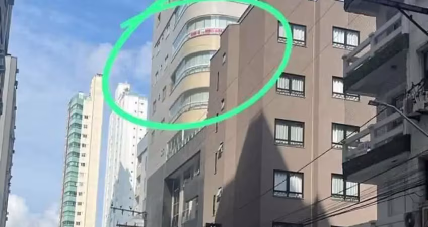 Lindo Apto Por Andar em Balneário Camboriú