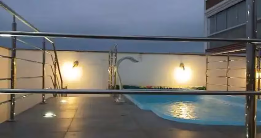 Apartamento diferenciado de 2 dormitórios sendo uma suíte mobiliado com piscina privativa no bairro são joão em itajaí sc