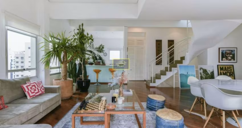 Triplex para venda no Jardins