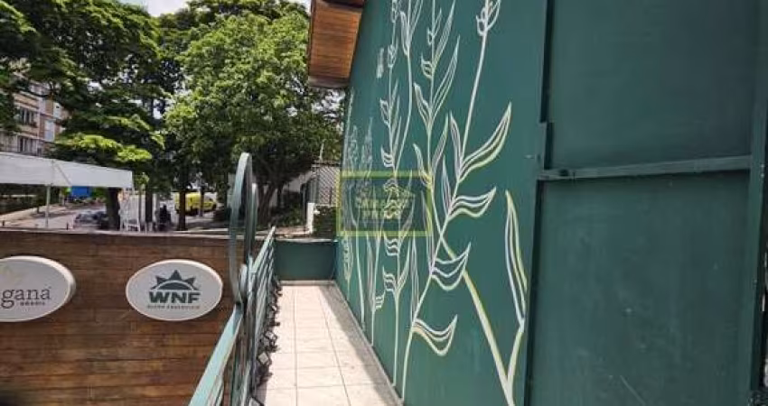 Imóvel muito bem localizado, próximo avenida Sumaré e rua Patapio Silva