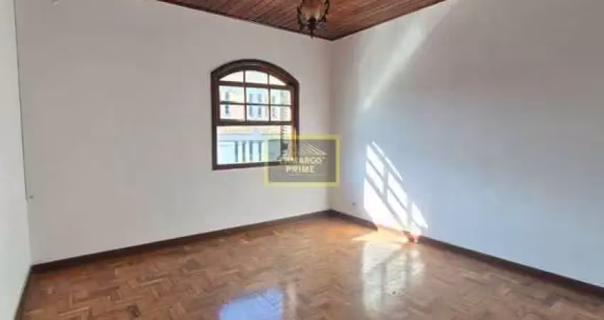 Onde a história se encontra com o conforto moderno nesta casa charmosa de 90m².