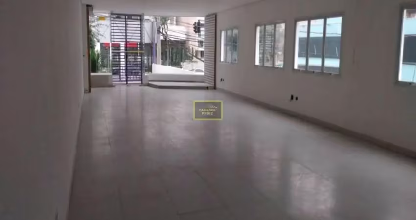 Imóvel de esquina com renda para venda na aclimação