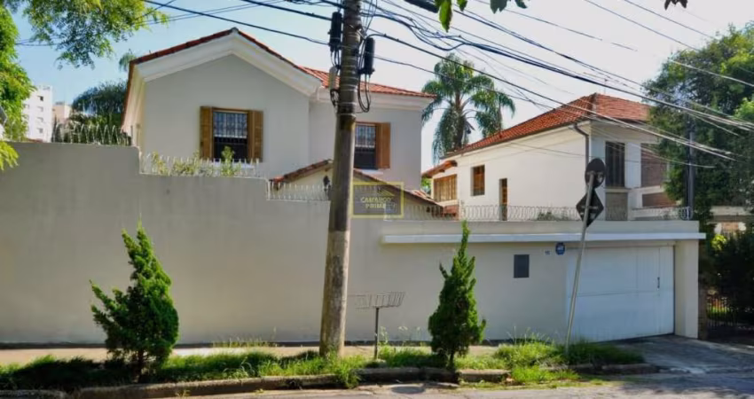 Sobrado de esquina para venda no Pacaembu