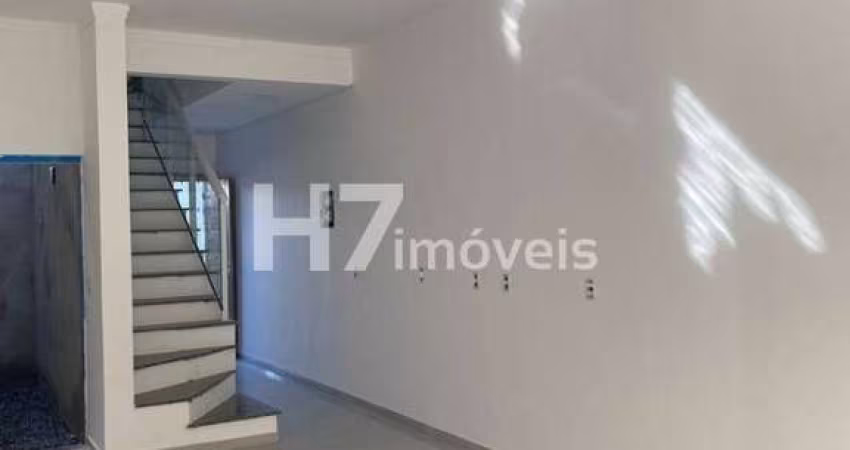 Casa Geminada com 1 suíte + 2 quartos, Fátima - Joinville