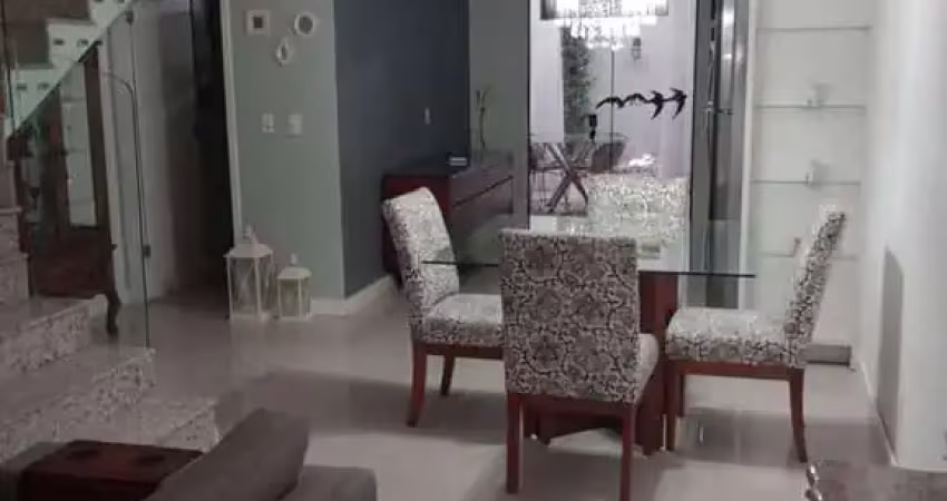 Casa com 2 quartos para alugar no Costa e Silva, Joinville 
