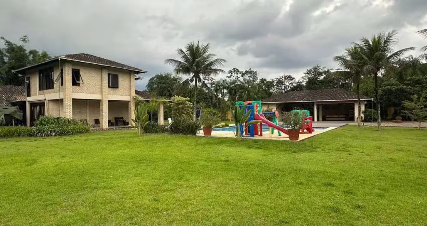Sítio com 3 suítes + 3 quartos, vila cubatão - joinville