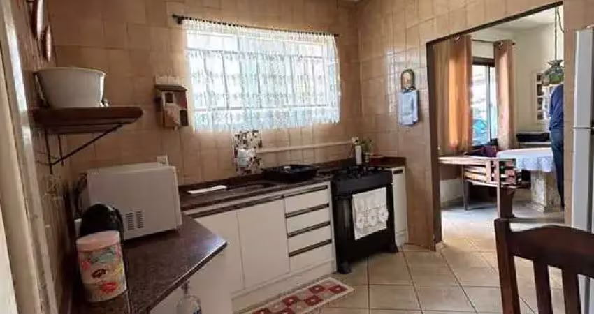 Casa com 3 quartos à venda no Iririú, Joinville 