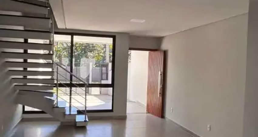 Casa geminada com 1 suíte + 2 quartos à venda, iririú - joinville