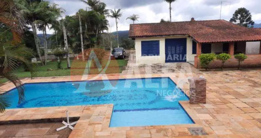 Chácara com 8.300 m² - 3 dormitórios - bunjiro nakao - ibiúna sp