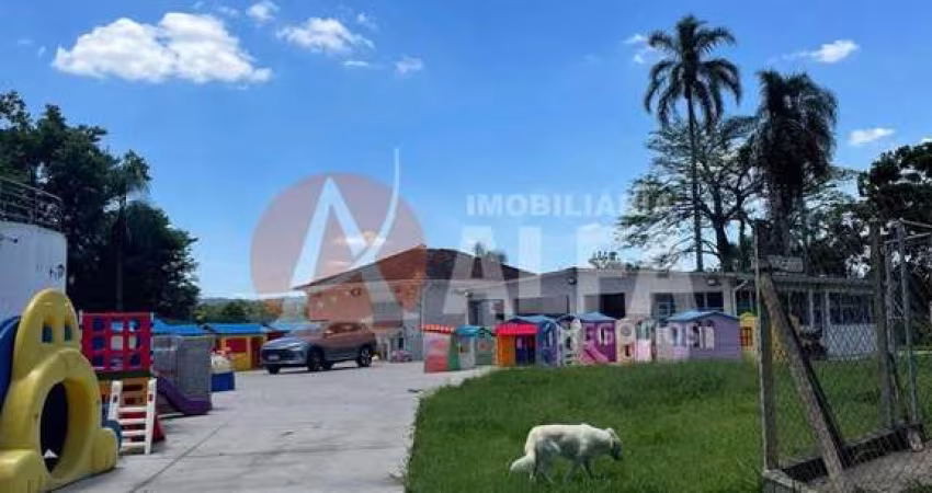 Chácara 3 Dormitórios excelente oportunidade de investimento  - Parque Santa Rita de Cássia - Cotia/SP