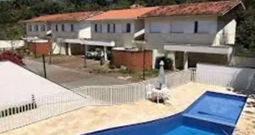 Casa com 03 quartos - quinta da aldeia - granja viana - cotia/sp
