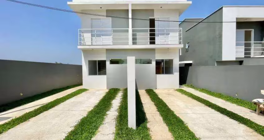Sobrado com 03 Dormitorios - Condominio Florada Raízes - Agua Espraiada - Caucaia do Alto/SP