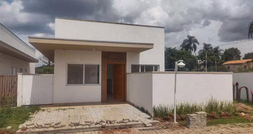 Casa Térrea  3 Dormitórios sendo 1 Suíte para venda  no Residencial Green Village, Chácara do Carmo, Vargem Grande paulista