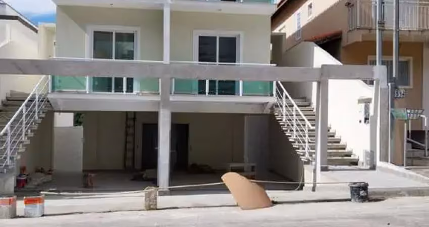 Sobrado novo com 03 dormitórios - Residencial Villa D&amp;#039;este - Rio das Pedras - Cotia/SP