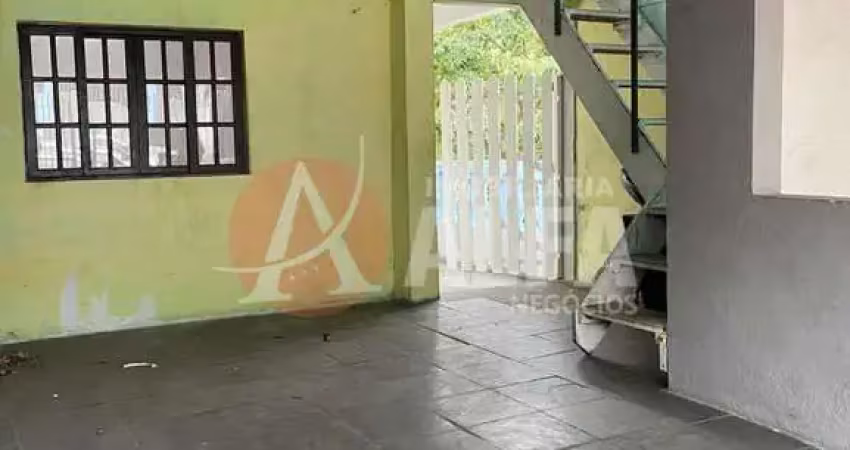 Casa com 2 quartos para alugar na Rua Lívio, Vila Jovina, Cotia
