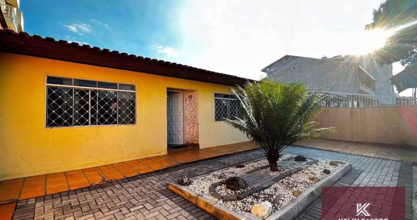 Casa com 3 dormitórios à venda, 176 m² por R$ 750.000,00 - Afonso Pena - São José dos Pinhais/PR