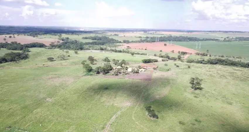 Fazenda com 2 salas à venda no Centro, Birigui 