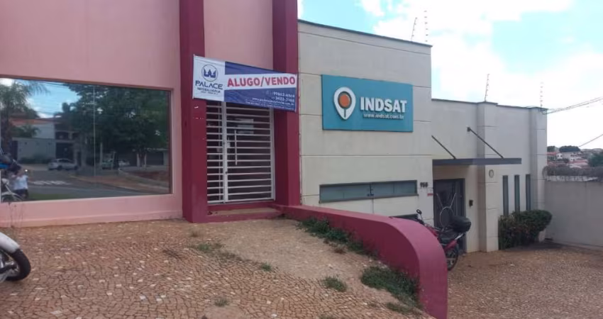 Casa comercial com 3 salas à venda no Paulista, Piracicaba 