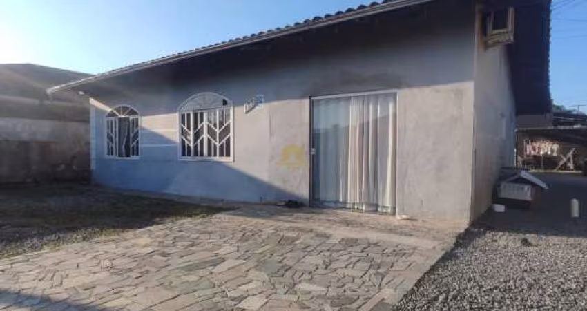 Casa com 2 quartos à venda na Radiotelegrafista Odorico de Souza, 244, João Costa, Joinville
