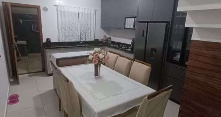 Casa com 2 quartos à venda na Rua Porto Rico, 924, Floresta, Joinville