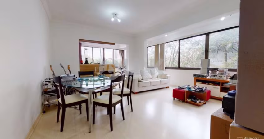 Apartamento de 3 quartos com 2 vagas à venda no bairro Santana em Porto Alegre