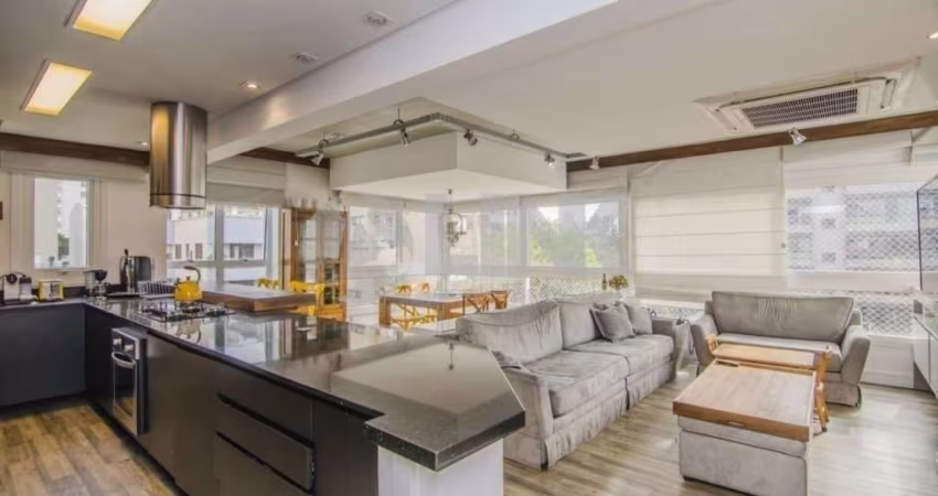 Apartamento mobiliado de 3 quartos com 2 vagas à venda no bairro Bela Vista em Porto Alegre
