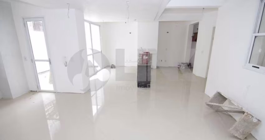 Casa 3 dormitórios 3 suites com 2 vagas em condomínio à venda no bairro Jardim Isabel em Porto Alegre