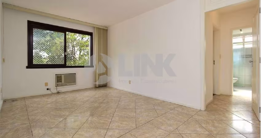 Apartamento com 2 quartos e 2 vagas à venda no bairro Santa Cecília em Porto Alegre