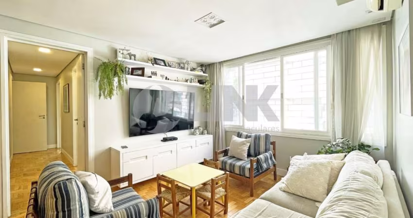 Apartamento de 3 quartos com 2 vagas à venda no bairro Auxiliadora em Porto Alegre