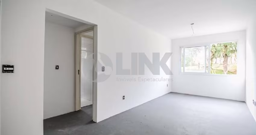 Apartamento de 2 quartos com 2 vagas à venda no bairro Teresópolis em Porto Alegre