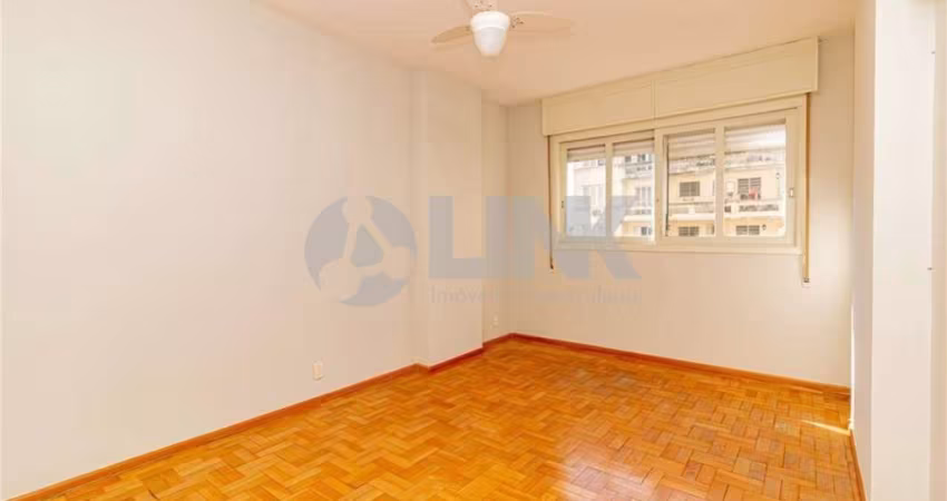 Comprar Apartamento de 3 quartos à venda no bairro Centro Histórico em Porto Alegre