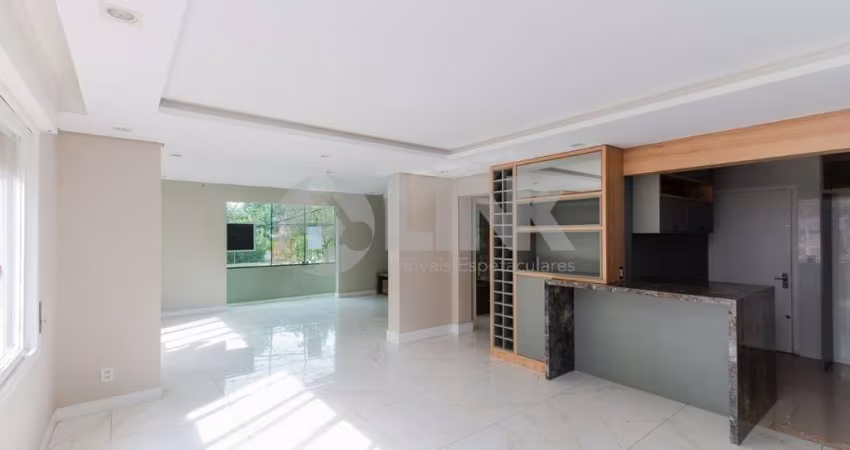 Apartamento de 3 quartos com 2 vagas de garagem à venda no bairro Petrópolis em Porto Alegre