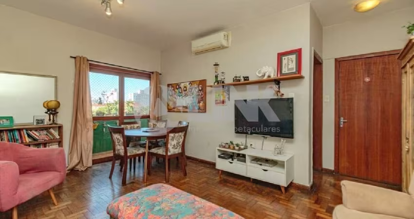 Apartamento de 3 quartos à venda no bairro Azenha em Porto Alegre