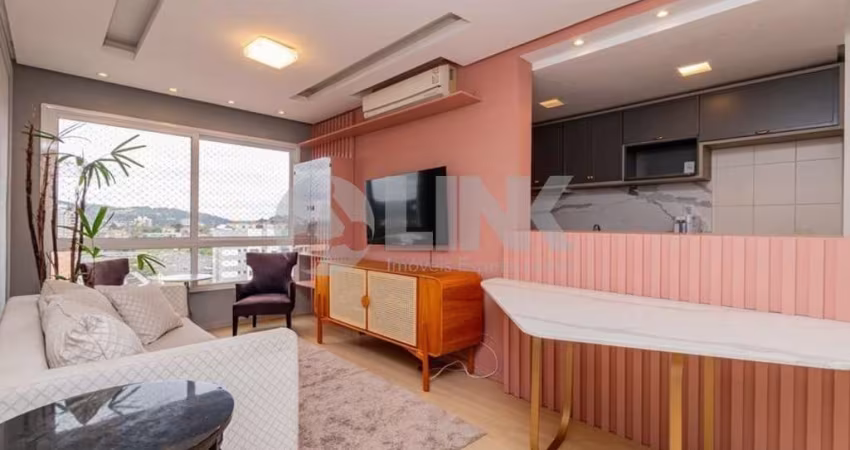 Apartamento de 3 quartos com 1 vaga à venda no bairro Partenon em Porto Alegre