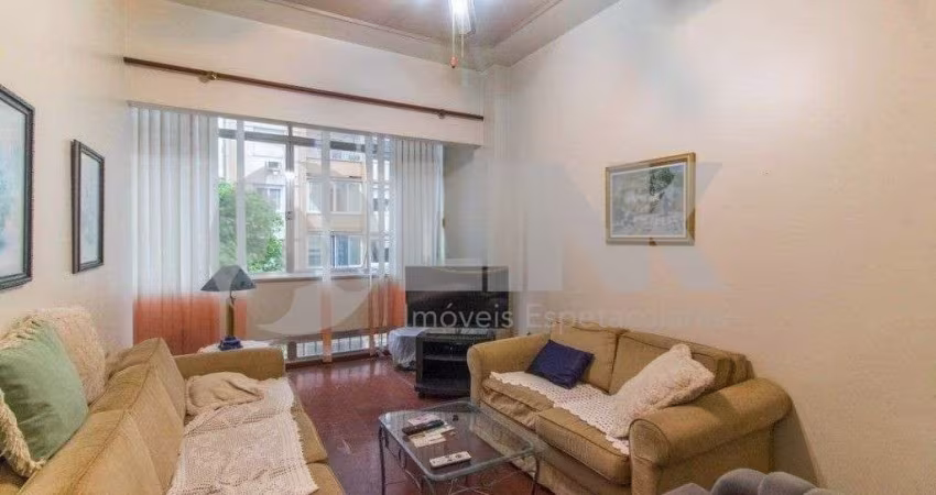 Apartamento com 3 quartos e 1 vaga à venda no bairro Centro Histórico em Porto Alegre