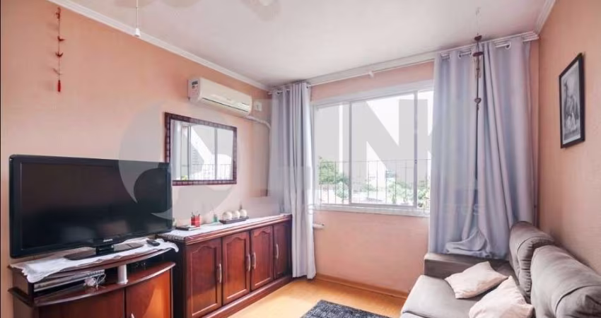 Apartamento de 2 dormitórios com 1 vaga de garagem à venda no bairro Vila Ipiranga próximo ao Zaffari Lindóia Shopping