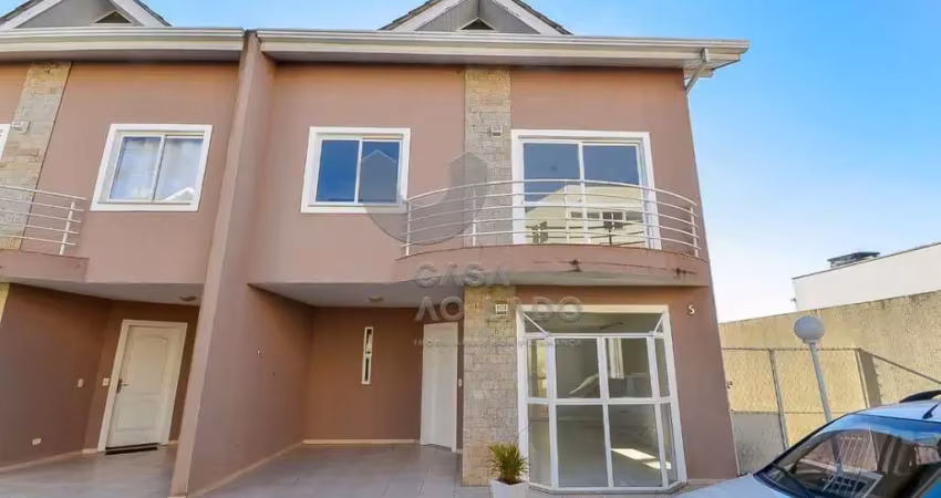 Sobrado 90m²  com 03 quartos no santa cândida - curitiba/pr.