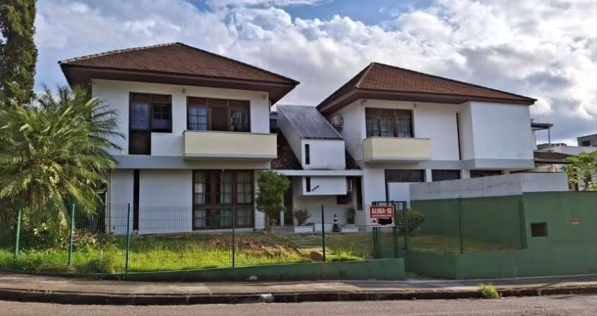 Apartamento para Locação em Joinville, Saguaçu, 2 dormitórios, 1 banheiro, 1 vaga
