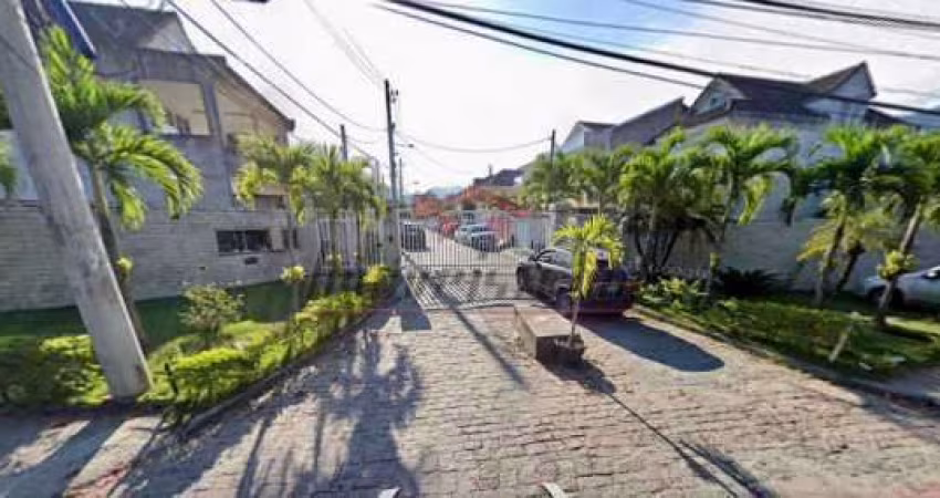 Casa em condomínio fechado com 3 quartos à venda na Rua Jornalista Luiz Eduardo Lobo, 311, Vargem Pequena, Rio de Janeiro
