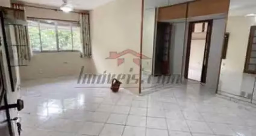 Apartamento com 2 quartos à venda na Estrada Capenha, 1127, Pechincha, Rio de Janeiro