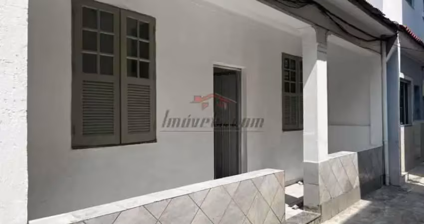 Casa em condomínio fechado com 2 quartos à venda na Rua Pinto Teles, 545, Praça Seca, Rio de Janeiro