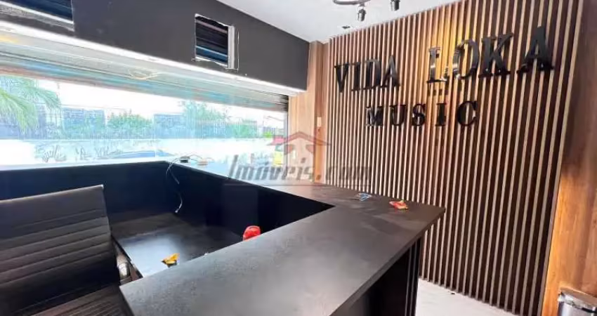 Ponto comercial com 1 sala à venda na Rua Othon Leonardos, 230, Taquara, Rio de Janeiro