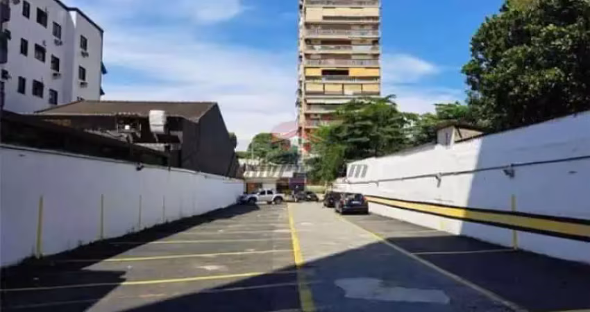 Terreno à venda na Rua Xingu, 158, Freguesia (Jacarepaguá), Rio de Janeiro